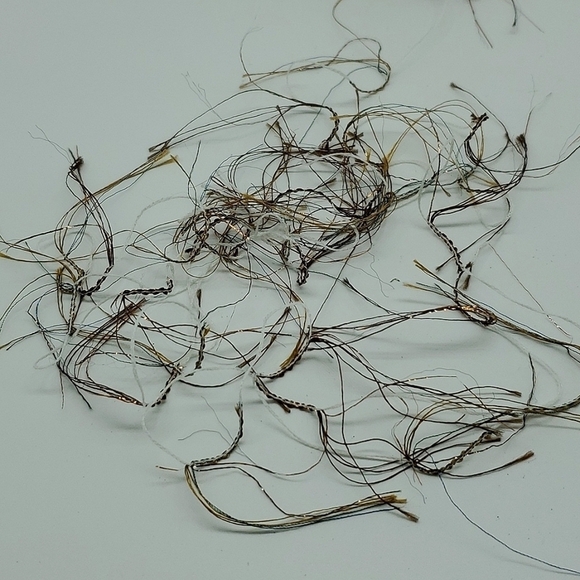 Trendsetter Lash Ltd Eyelash Metal Yarn | White Gold Sapphire Emerald - Picture 6 of 6